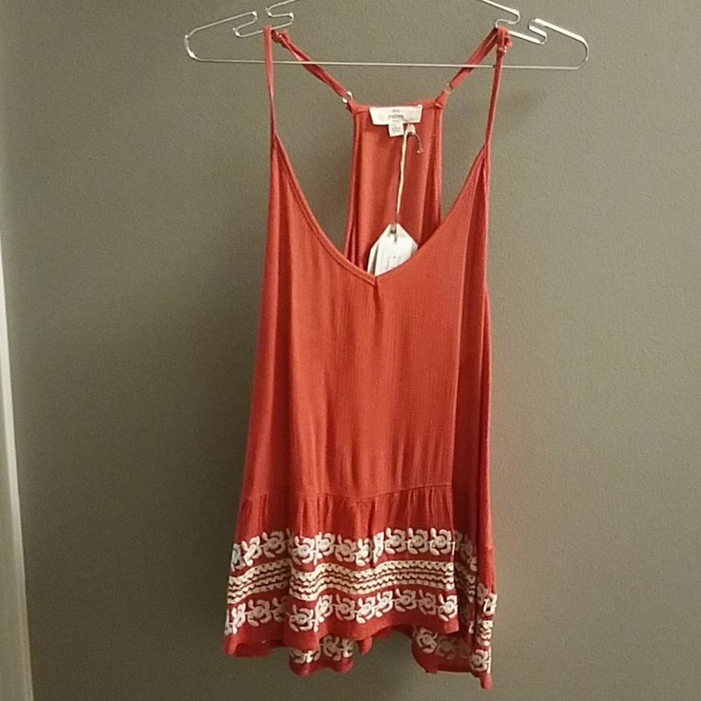 Entro orange and white tank top